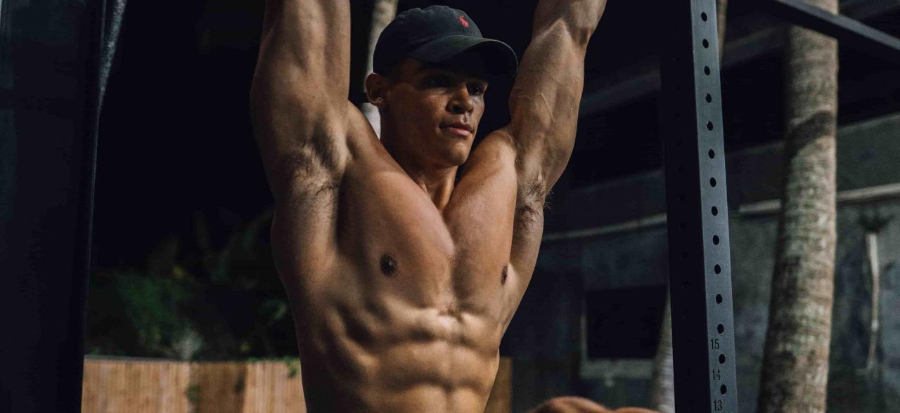 Elliot Burton ab workout